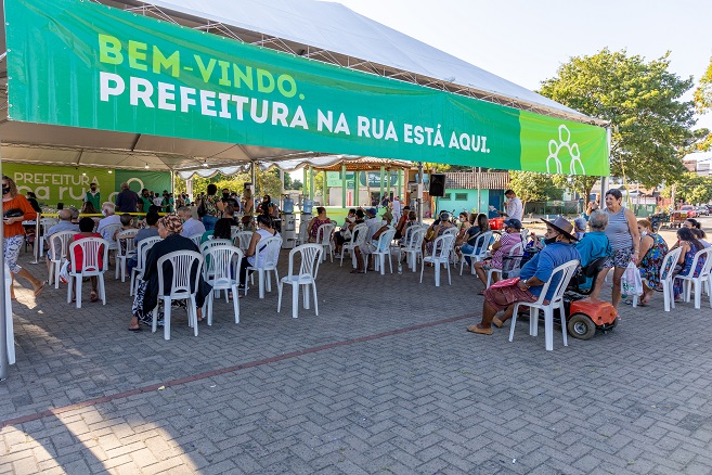 34ª edição do Prefeitura na Rua aconteceu na Praça Cônego Lotário Steffens, no bairro Rio Branco — Fotos: Guilherme Pereira/PMC