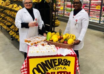 As nutricionistas Luciana Costa Silva e Sabrina da Silva Costa no Fort Atacadista Canoas — Divulgação