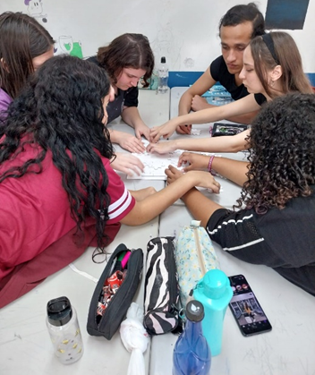 Alunos da Escola Estadual Anita Garibaldi aprendem sobre habilidades no mercado de trabalho — Foto: Divulgação/PPG