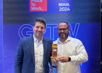 Gerente-geral de vendas da Guaibacar, Carlos Brittes (E) e gestor sênior de vendas da Sinoscar, Cesar Augusto Viegas (D) — Arquivo pessoal