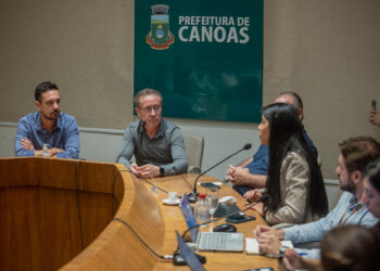 Projetos e demandas do Município estiveram na pauta da reunião de reunião com Secretaria da Reconstrução Gaúcha — Foto: Bruna Ourique/PMC